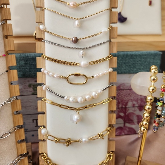 💕💕 hey Im live!!! Come join me for beautiful jewelry pieces - Picture 7 of 10